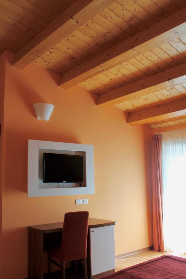 Hotel Vienna Caorle Exterior photo