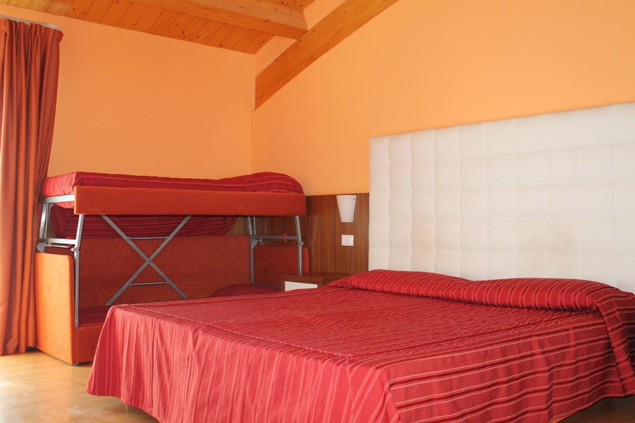 Hotel Vienna Caorle Exterior photo