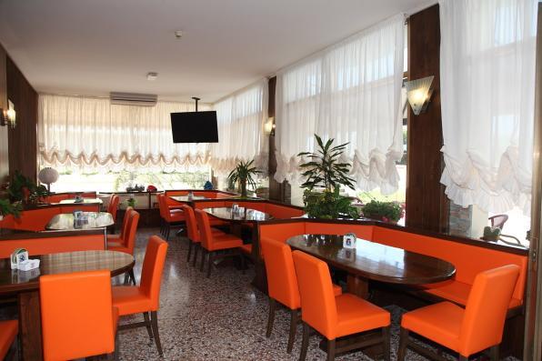 Hotel Vienna Caorle Exterior photo