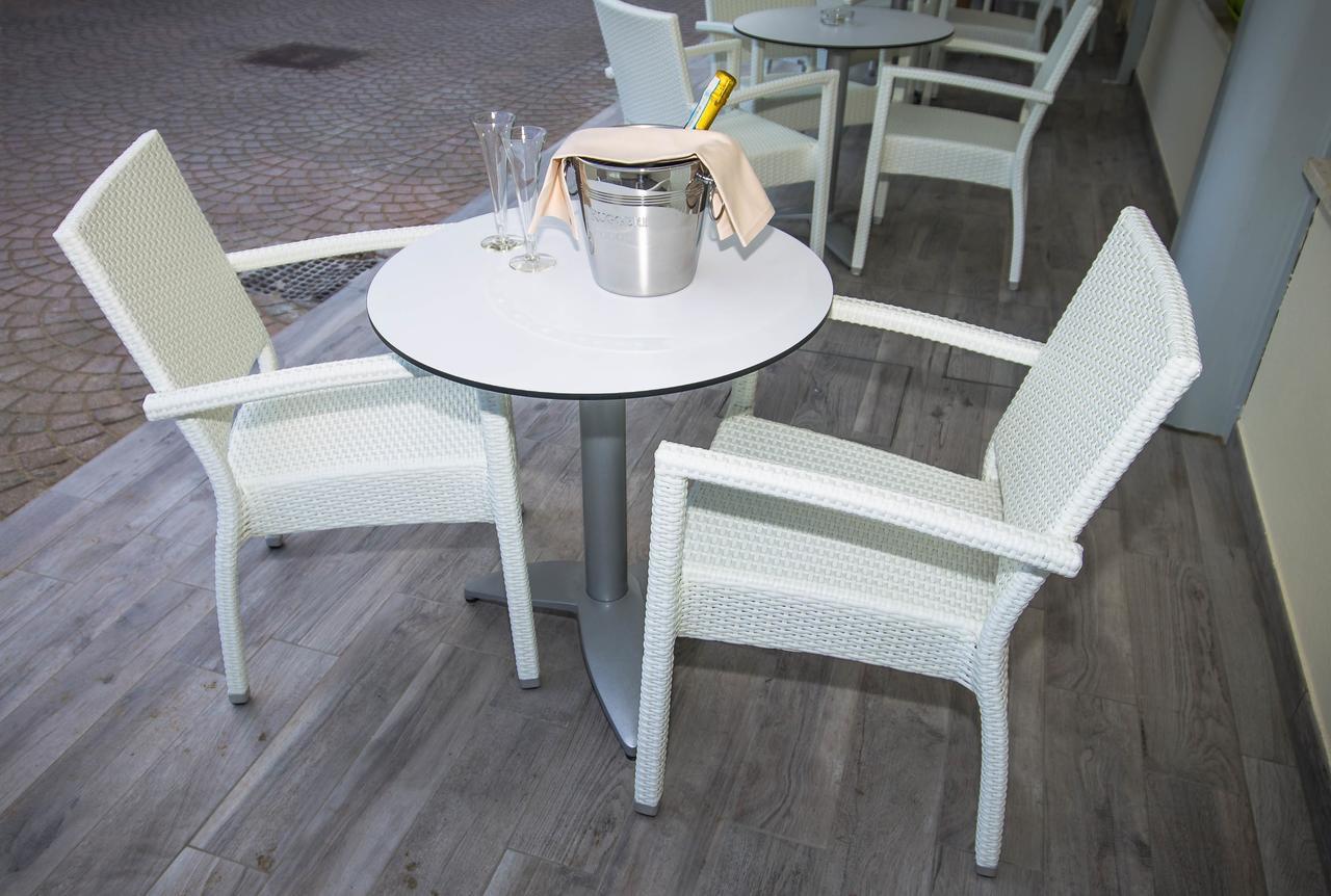 Hotel Vienna Caorle Exterior photo